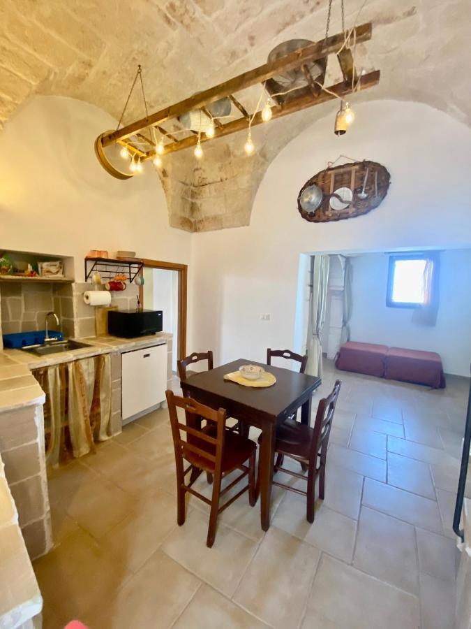 Belvedere With Huge Terrace - Ostuni Center Екстериор снимка