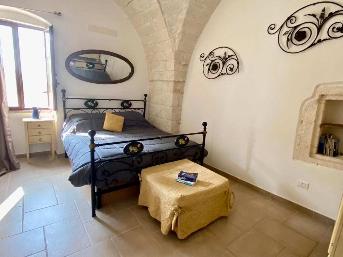 Belvedere With Huge Terrace - Ostuni Center Екстериор снимка